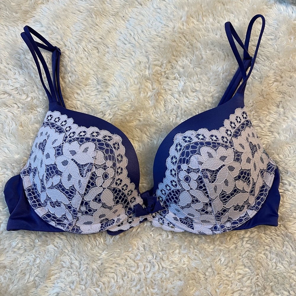 Lilac Lace Trim on Purple Victoria’s Secret Very Sexy Push Up Bra - 32B